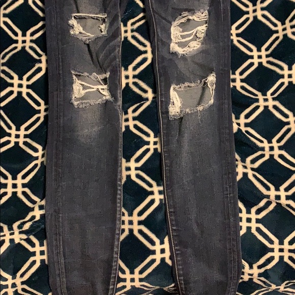 American Eagle Ripped Jeggings - Picture 2 of 3